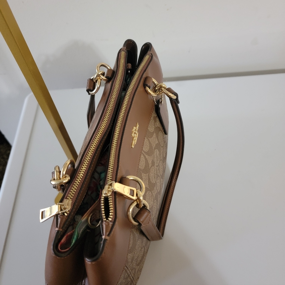 Coach Brooke Carryall Bag Signature Coated Canvas Bag - Picture 4 of 11
